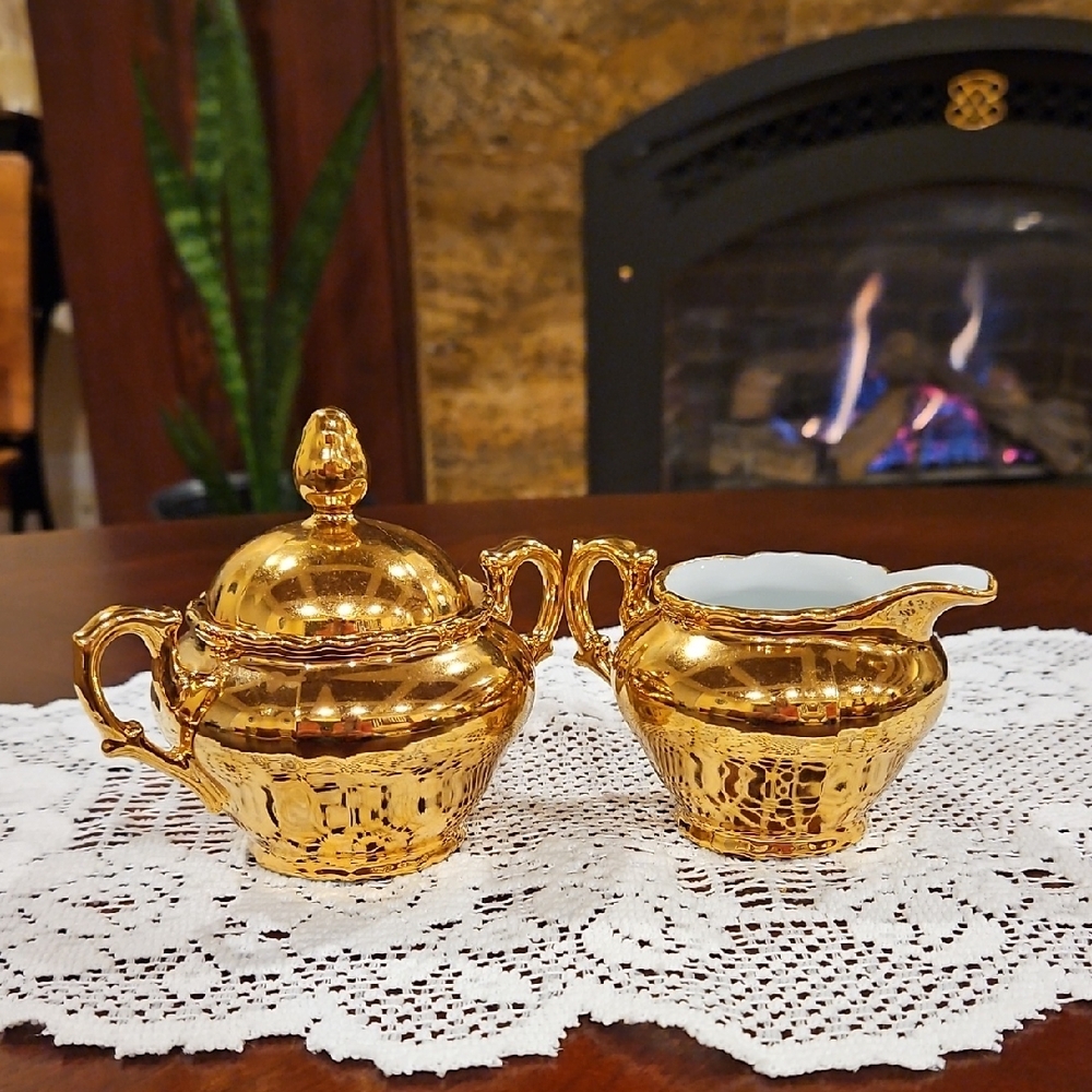 Stunning Gold-Plated Porcelain Cream & Lidded Sugar